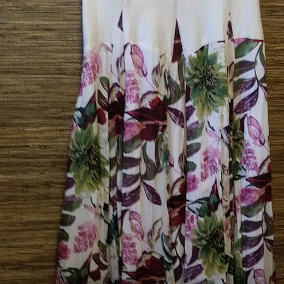 💐 Vasna Boho Dress 2X – Pink & Burgundy Floral Chiffon Skirt - Plus Size - Picture 9 of 13